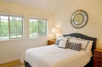 Family friendly ranch retreat only minutes from the heart of Ephraim Hotels in Liberty Grove