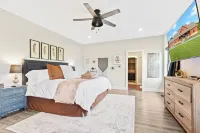 Luxurious Horse Farm Retreat - 3BR/3.5BA Oasis
