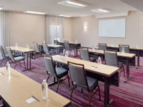 คอร์ทยาร์ดบายแมริออท กรีนวิลล์ เฮย์วูดมอลล์ โรงแรมในกรีนวิลล์