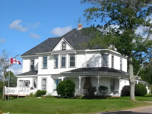 The Nelson House Bed & Breakfast Hotels in Stewiacke