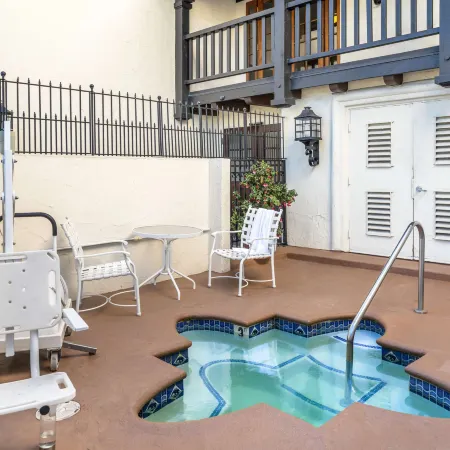 Best Western Plus Carpinteria Inn