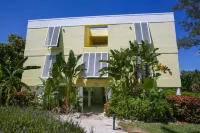 Direct Beachfront Gulf with Amazing Views Hotels near Bayfront Park Recreation Center