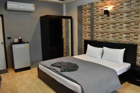 Ratchapruek DC Resort Angthong Отели в г. Wiset Chai Chan