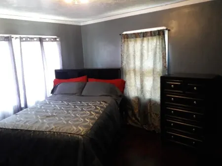 A Gem in the San Francisco Bay Отели рядом с достопримечательностью «African American Museum and Library»