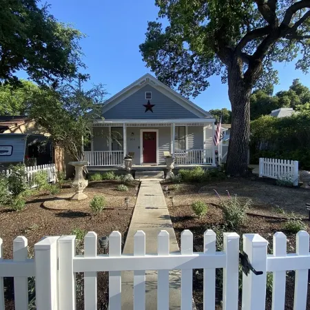 Walk only two blocks to downtown with private backyard space! Pet-Friendly!