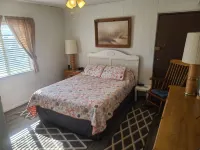 El Capitan Ocean Front - 2 BR/2BA 4th Street ON the Boardwalk! Linens Included!