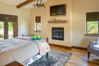 Five en-suite home just a few minutes from downtown Paso Robles