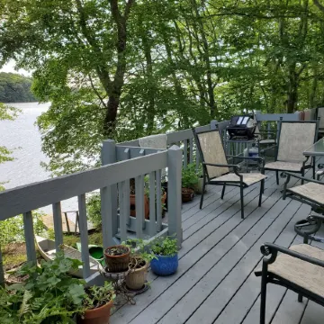 Beautiful Cape Cod Lakefront Retreat with Dock