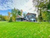 Ivy Lane is located on Crosslake of the Whitefish Chain of Lakes