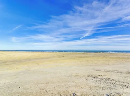 Kids Cottage Amazing views from all directions