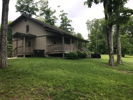 Peaceful Get Away On Inland Lake between Mackinac Island and Pictured Rocks.