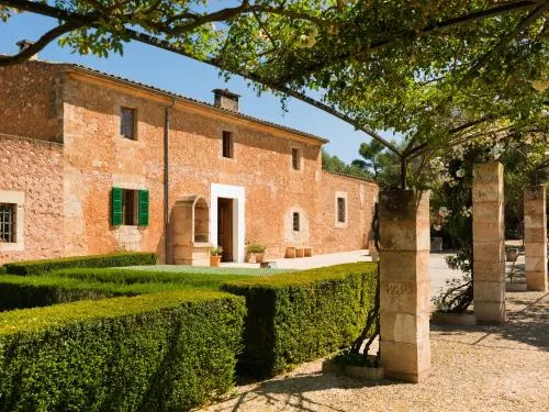 卡薩農村宋伯納迪旅館