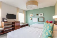 Kasa El Paseo Miami Beach