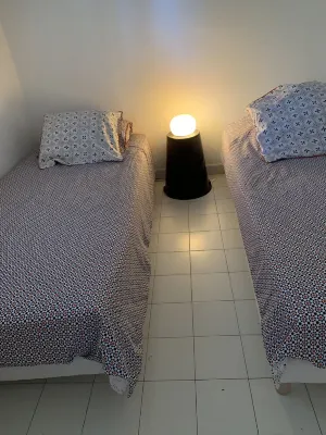 T2 Bord de mer Résidence Privée Parking , Grand Jardin .plage 6mns à Pied Hotels near Le Frégate Provence