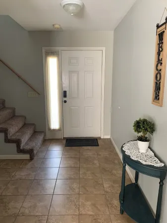 Lovely 2-bedroom townhome in Saint Joseph