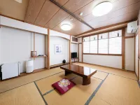 Fujizakura Onsen Ryokan