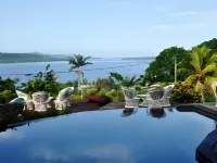 Deco Stop Lodge فنادق في Dany Island