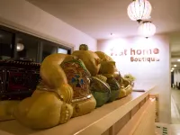 At Home Boutique Hotels in Lampang