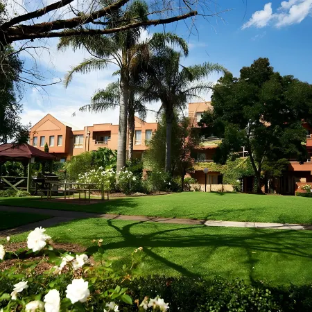 Comfort Apartments Royal Gardens