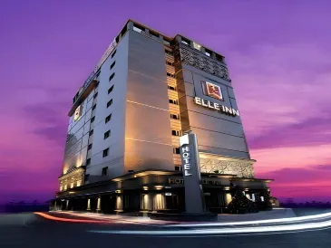 Hotel E-Cube