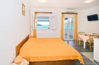 Apartments Ane Hotel a 