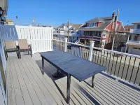 STEPS FROM BOARDWALK: 5 Bedroom, 3 Bath Home in Wildwood. Perfect for Families!