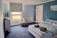 Ensuite Double Room with Countryside Views