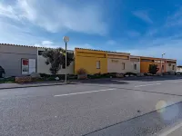 Les Sirènes Hotels near La Salanque