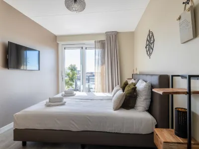 Vista Maris Somaris Hotel dekat Strand Sint-Annaland