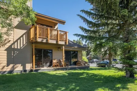 Beautiful Town House Scenic Views Snow Creek