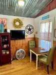Kozy Quiet Private Cottage
