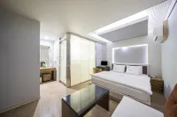 Daegu Icheondong W New York