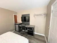 Shangri-La Motel Hotels in Seekonk