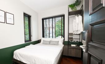 Klyde Boutique - Chatuchak