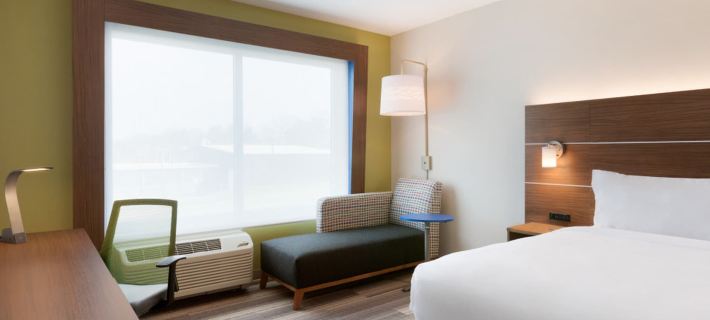 Holiday Inn Express & Suites CINCINNATI NE - REDBANK ROAD by IHG Hotels in Cincinnati