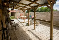 James’ Place @ Bike Park Wales and the Brecon Beacons Hotels in Cyfarthfa