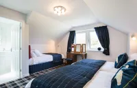 Juniper Hill Loch Achilty Hotels in Strathpeffer