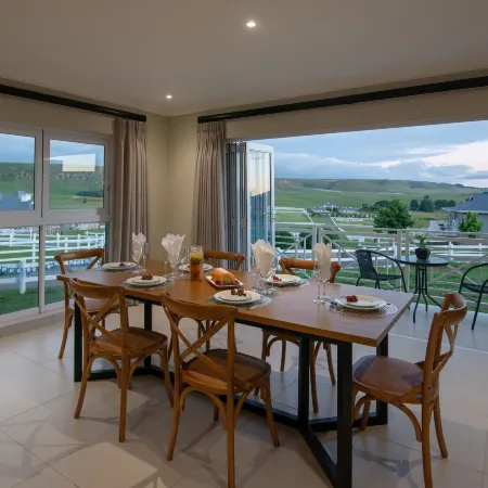 Dunkeld Country & Equestrian Estate Отели в г. Белфаст