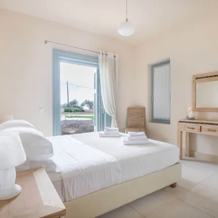 Beautiful Villa Near Sea in Peloponnese