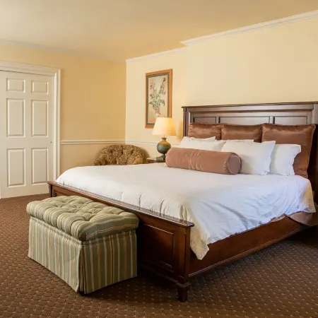 Plumsteadville Inn