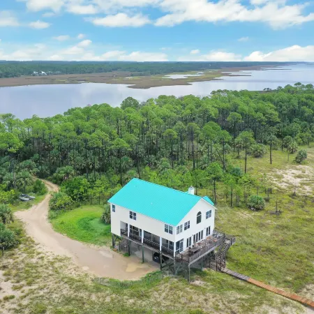 Hatchling Hideaway by Pristine Property Vacation Rentals