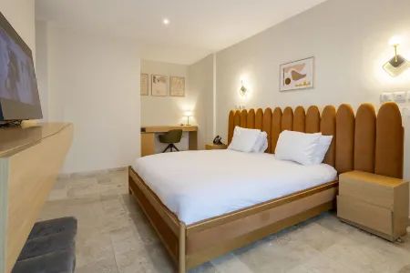 The Six Apparthotel Отели в г. Абиджан