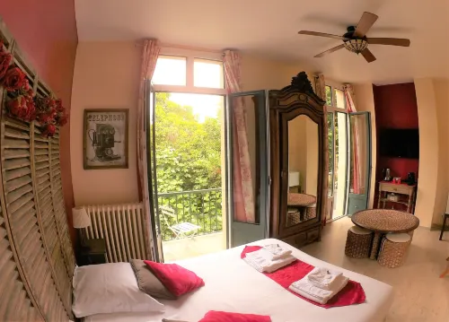 La Villa Carcassonne Отели в г. Каркасон