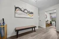 Stay Classy: Spacious 3Br with Firepit and Arcade Near UF