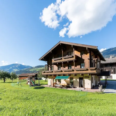 Chalet in Mittersill Near Ski Slopes
