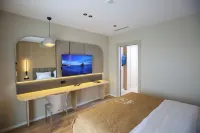 Regina Palm Resort Hotel a Radhime