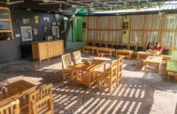 جانجل باي ستورمفري بوشكار - فطور