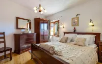 Heritage Villa Near Milna with Private Swimming Pool Hotels in 