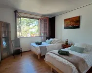 Villa Les Chariotins Hotels in Claviers