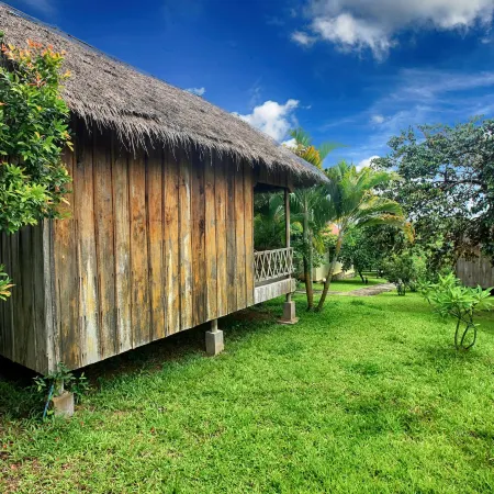 Q Bungalows